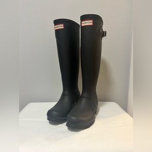Hunter Boots 🖤
